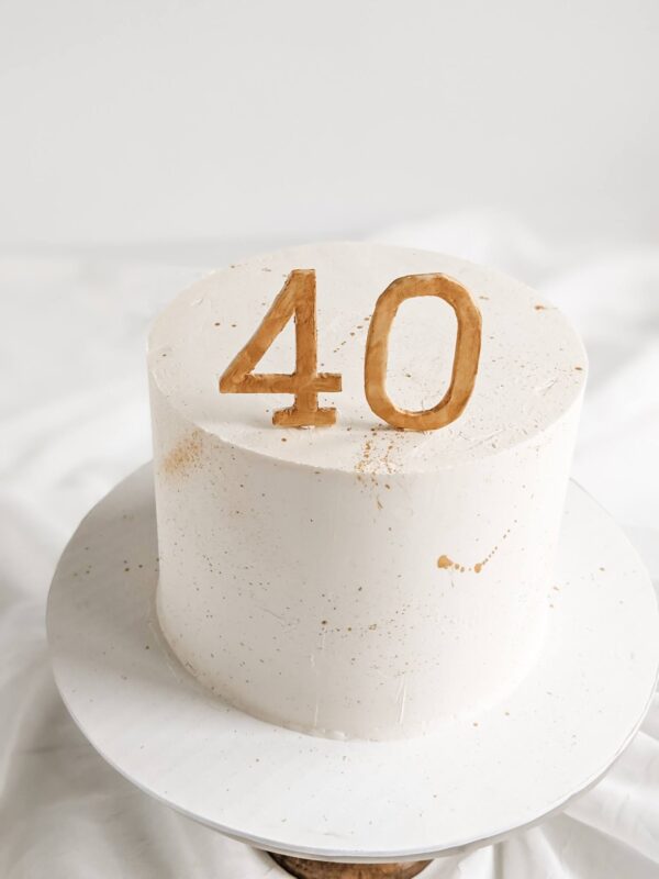 40th birthday cake gold